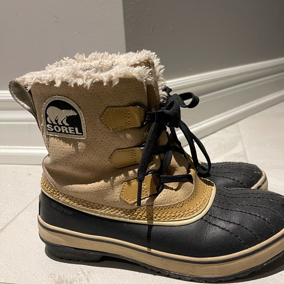 Sorel Winter Tivoli Mid Calf Snow Boots - Picture 4 of 6